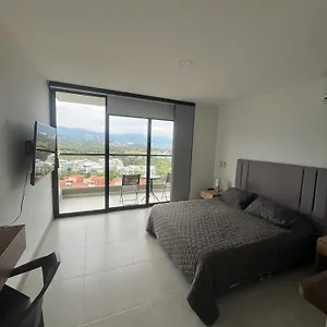 https://apartaestudio-de-lujo-en-cali.cali-hotels.com